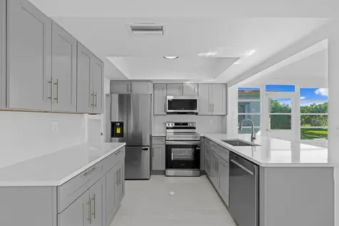4300 NW 45th Terrace Lauderdale Lakes FL 33319