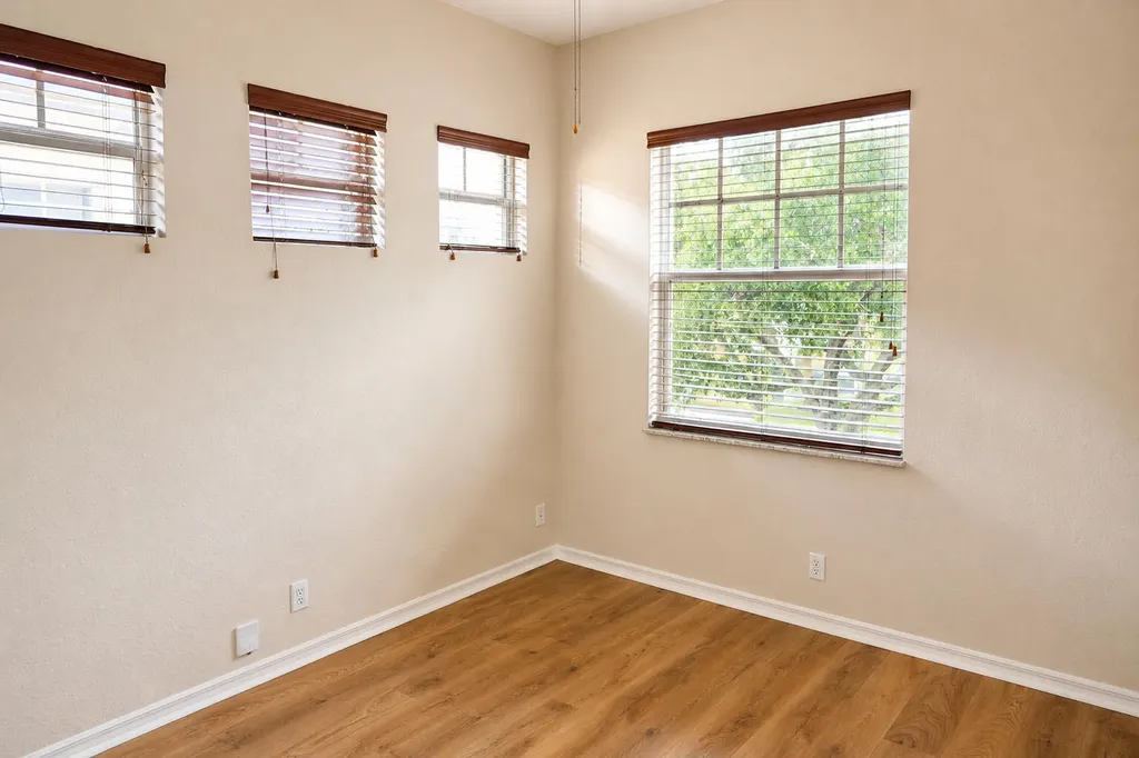 5773 NW 119th Terrace Coral Springs FL 33076