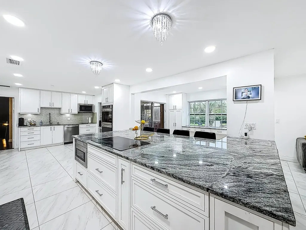 9990 NW 38th Street Coral Springs FL 33065