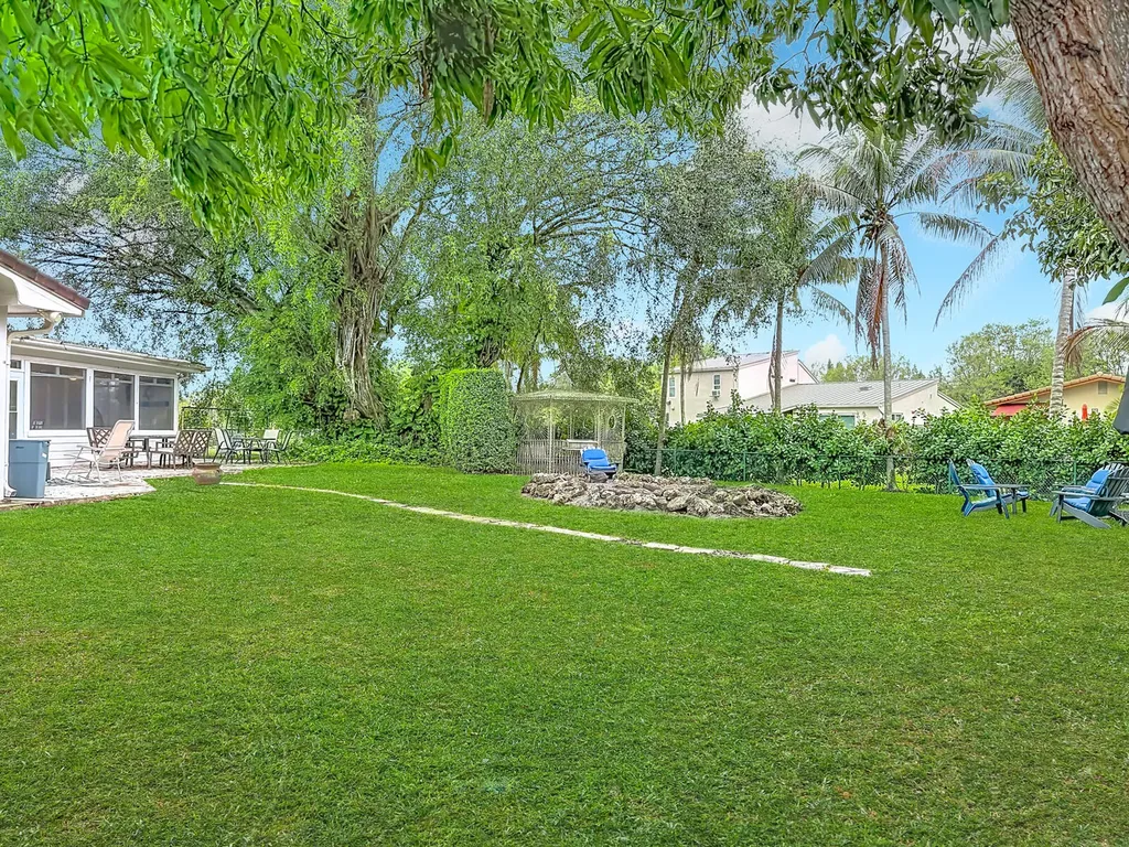 9990 NW 38th Street Coral Springs FL 33065