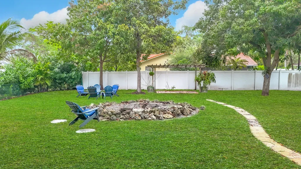 9990 NW 38th Street Coral Springs FL 33065