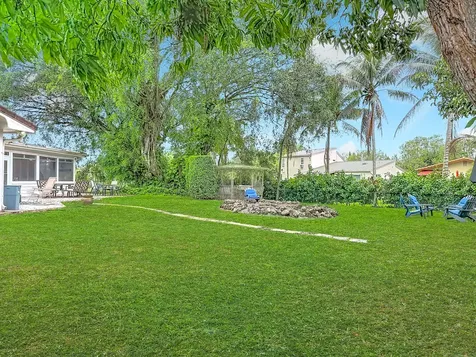 9990 NW 38th Street Coral Springs FL 33065