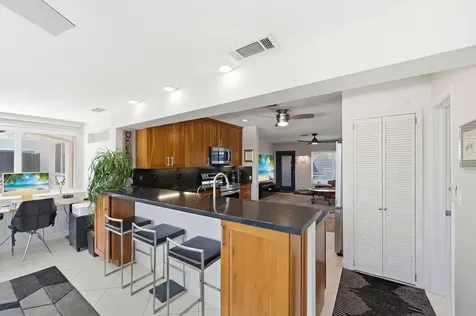 3690 NE 16th Avenue Oakland Park FL 33334