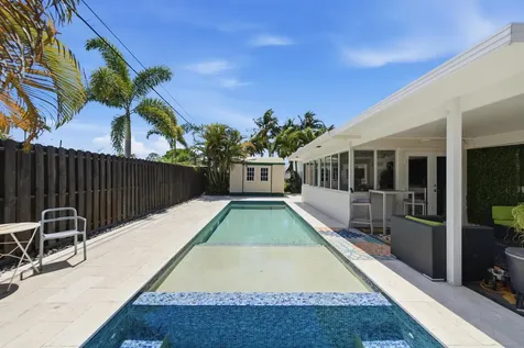 3690 NE 16th Avenue Oakland Park FL 33334