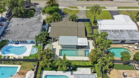 3690 NE 16th Avenue Oakland Park FL 33334