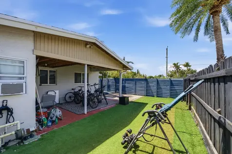 3690 NE 16th Avenue Oakland Park FL 33334