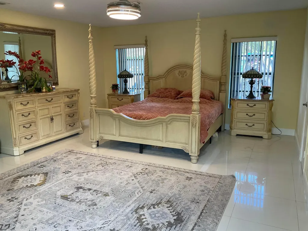10477 NW 4th Street Coral Springs FL 33071