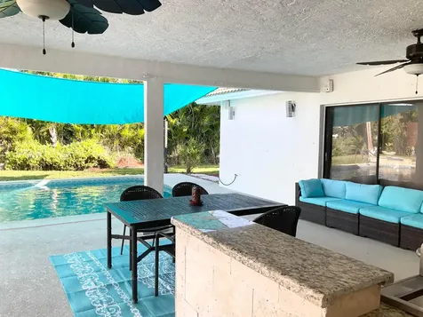 10477 NW 4th Street Coral Springs FL 33071