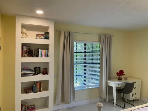 10477 NW 4th Street Coral Springs FL 33071