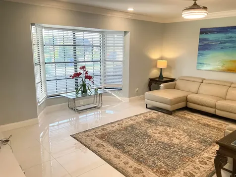 10477 NW 4th Street Coral Springs FL 33071