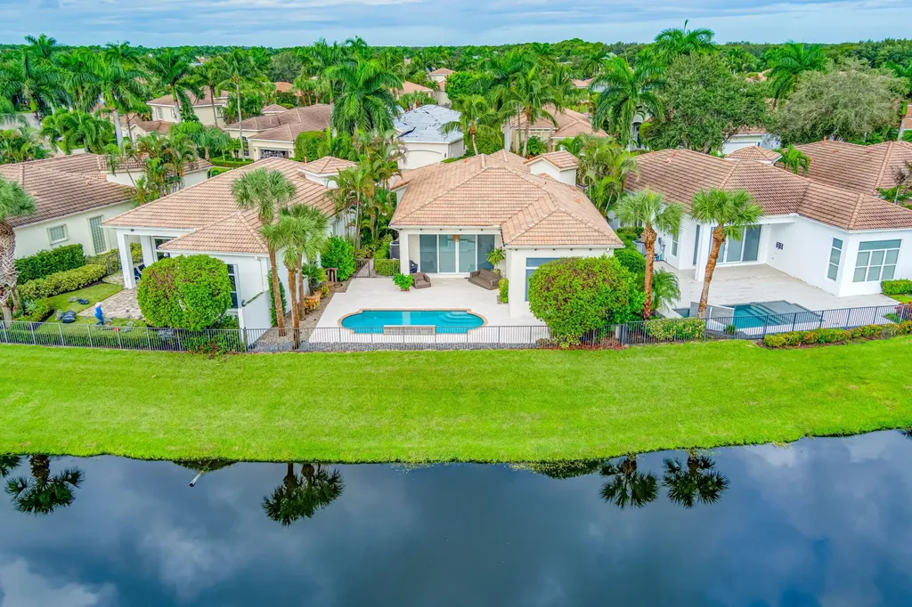 122 Andalusia Way Palm Beach Gardens FL 33418