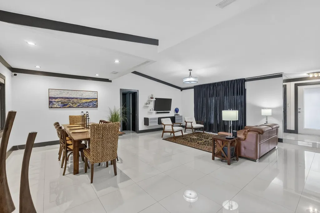 6800 NW 24th Terrace Fort Lauderdale FL 33309