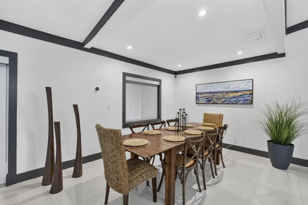 6800 NW 24th Terrace Fort Lauderdale FL 33309