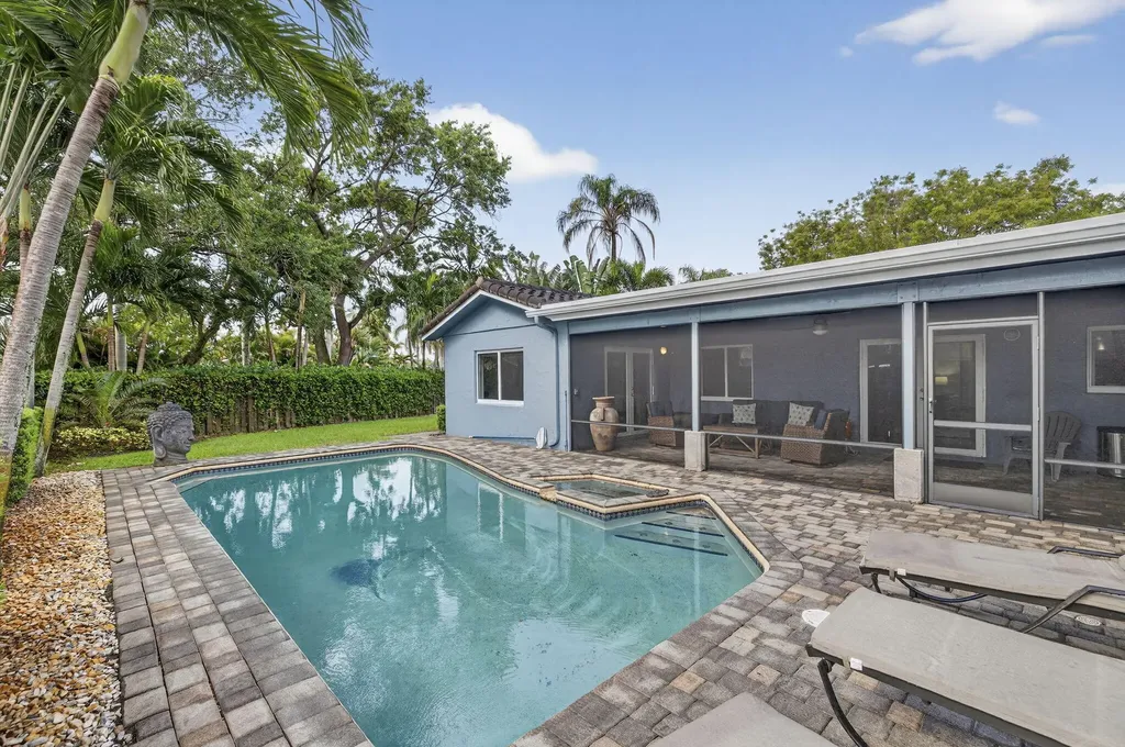 6800 NW 24th Terrace Fort Lauderdale FL 33309