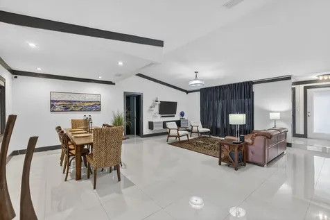 6800 NW 24th Terrace Fort Lauderdale FL 33309