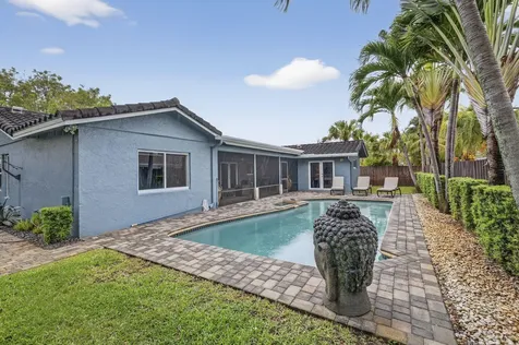 6800 NW 24th Terrace Fort Lauderdale FL 33309