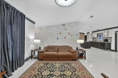 6800 NW 24th Terrace Fort Lauderdale FL 33309