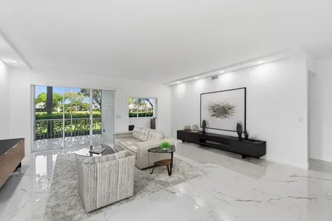 5082 Lake Catalina Drive Boca Raton FL 33496