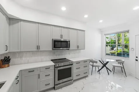 5082 Lake Catalina Drive Boca Raton FL 33496