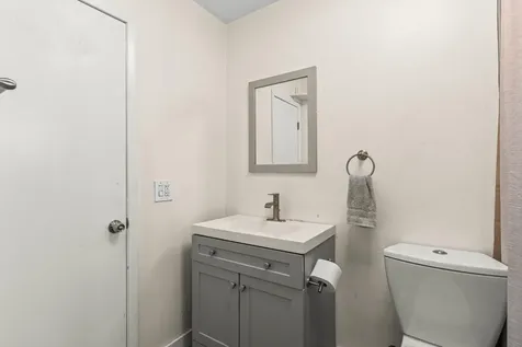 1121 N 66th Terrace Hollywood FL 33024