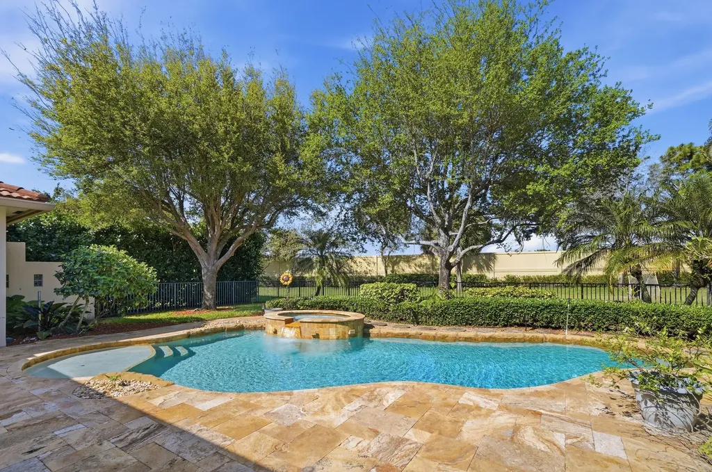 16155 Rosecroft Terrace Delray Beach FL 33446