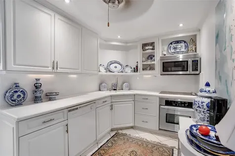 3233 NE 34th Street Fort Lauderdale FL 33308