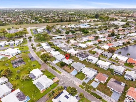 5713 NW 84th Terrace Tamarac FL 33321