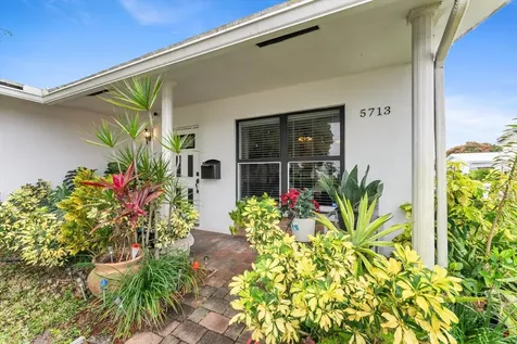 5713 NW 84th Terrace Tamarac FL 33321