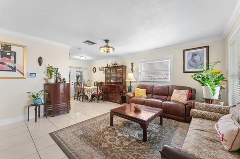 5713 NW 84th Terrace Tamarac FL 33321