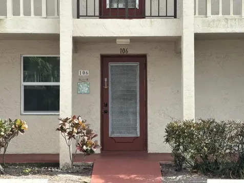 33 Abbey Lane Delray Beach FL 33446