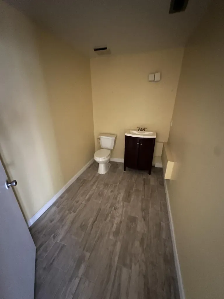 705 Park Avenue Lake Park FL 33403