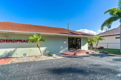 705 Park Avenue Lake Park FL 33403