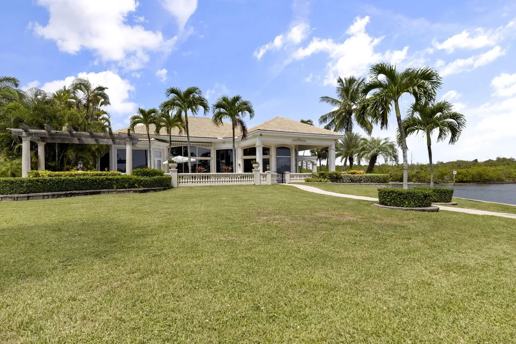 2435 Snook Trail Palm Beach Gardens FL 33410