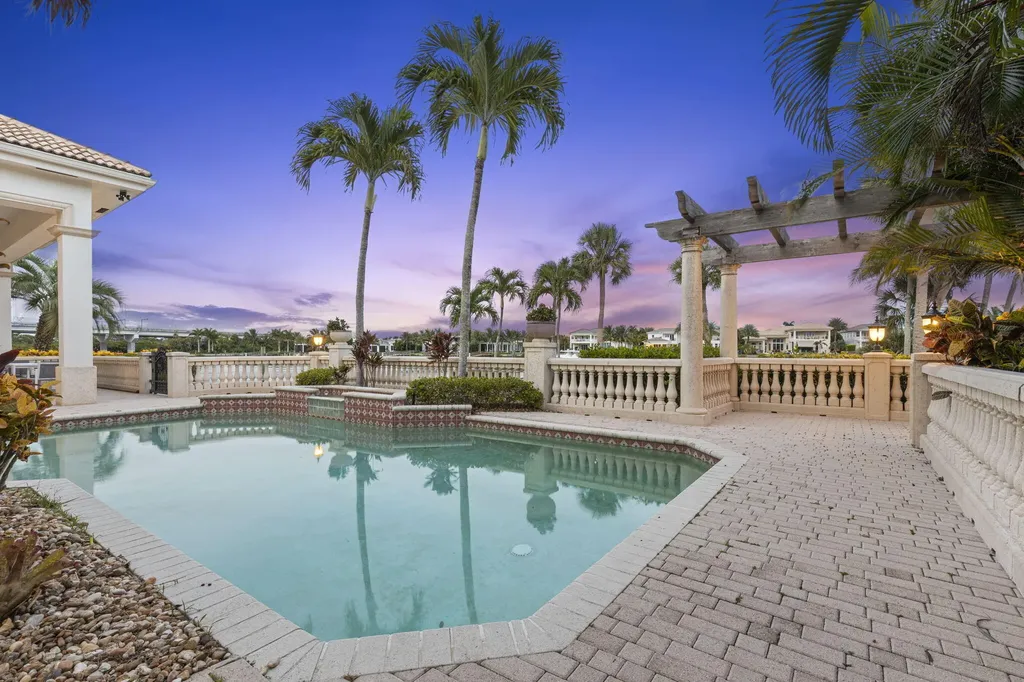 2435 Snook Trail Palm Beach Gardens FL 33410