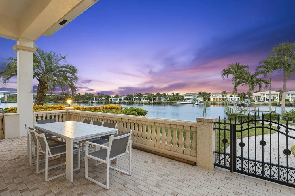 2435 Snook Trail Palm Beach Gardens FL 33410