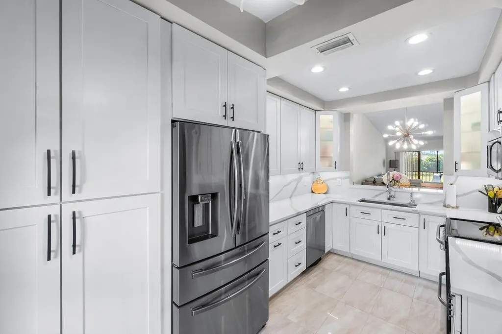 5120 Golfview Court Delray Beach FL 33484