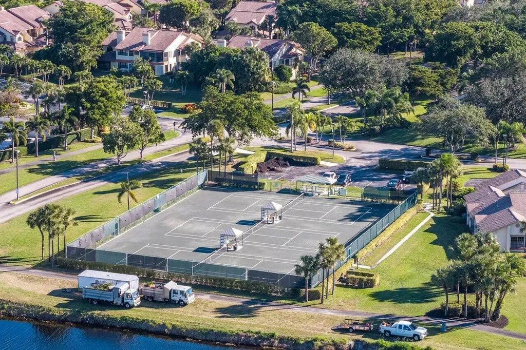 5120 Golfview Court Delray Beach FL 33484