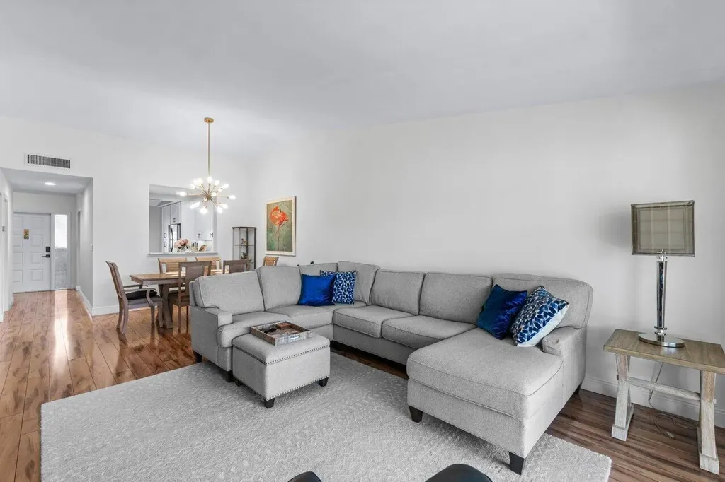5120 Golfview Court Delray Beach FL 33484