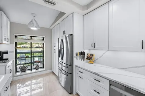 5120 Golfview Court Delray Beach FL 33484