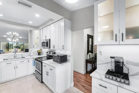 5120 Golfview Court Delray Beach FL 33484