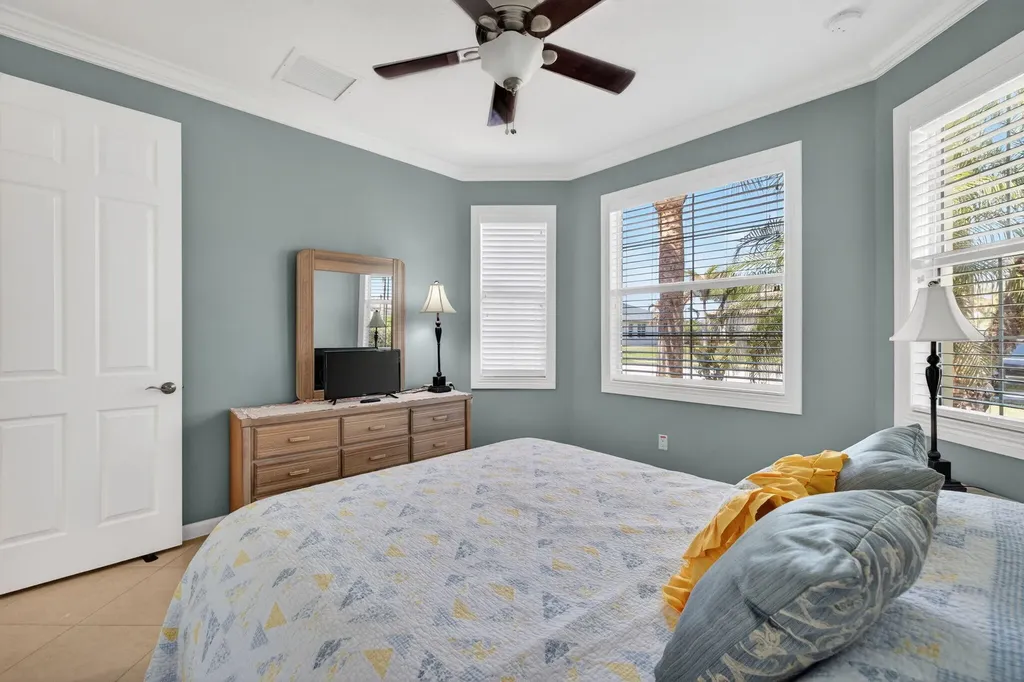 11379 SW Lake Park Drive Port St Lucie FL 34987