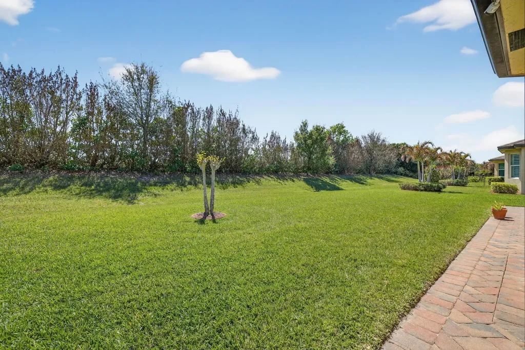 11379 SW Lake Park Drive Port St Lucie FL 34987