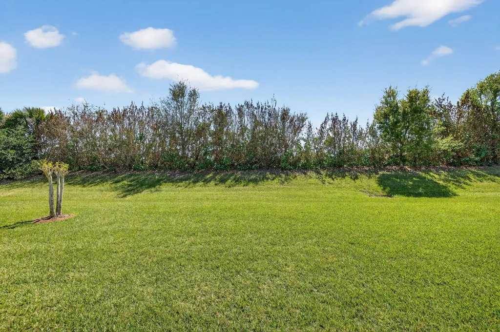 11379 SW Lake Park Drive Port St Lucie FL 34987