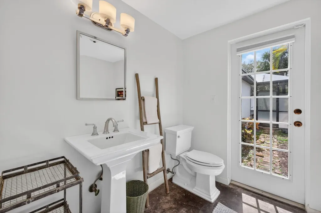 1720 SW 14th Street Fort Lauderdale FL 33312
