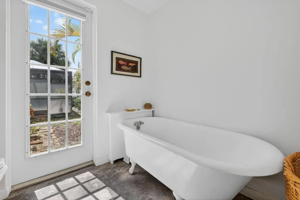 1720 SW 14th Street Fort Lauderdale FL 33312