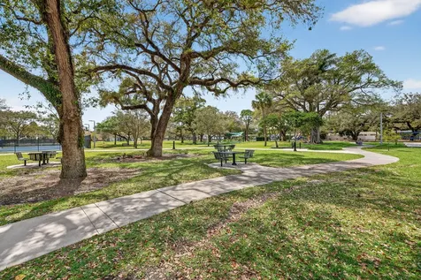 1720 SW 14th Street Fort Lauderdale FL 33312