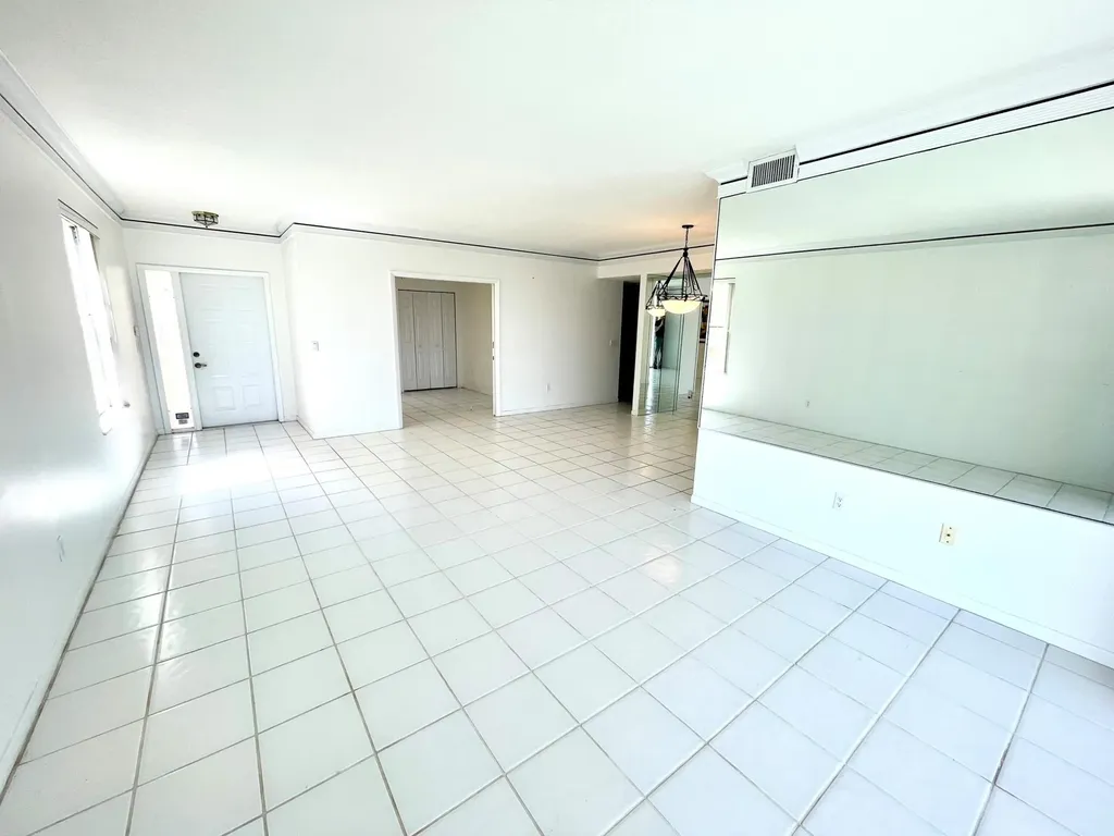 17317 Boca Club Boulevard Boca Raton FL 33487