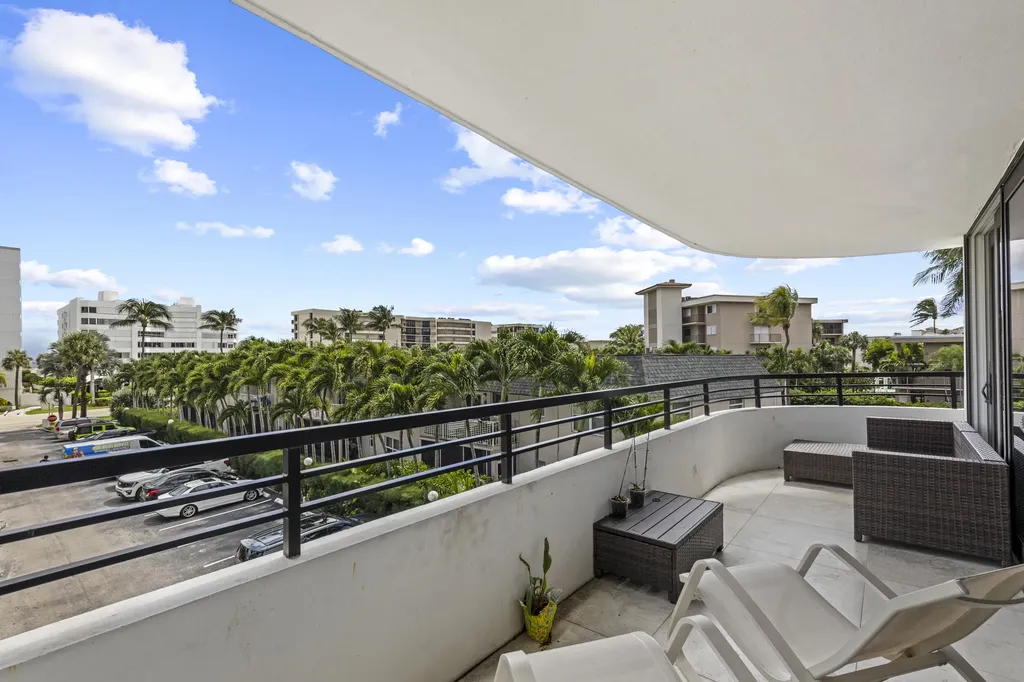 3589 S Ocean Boulevard South Palm Beach FL 33480