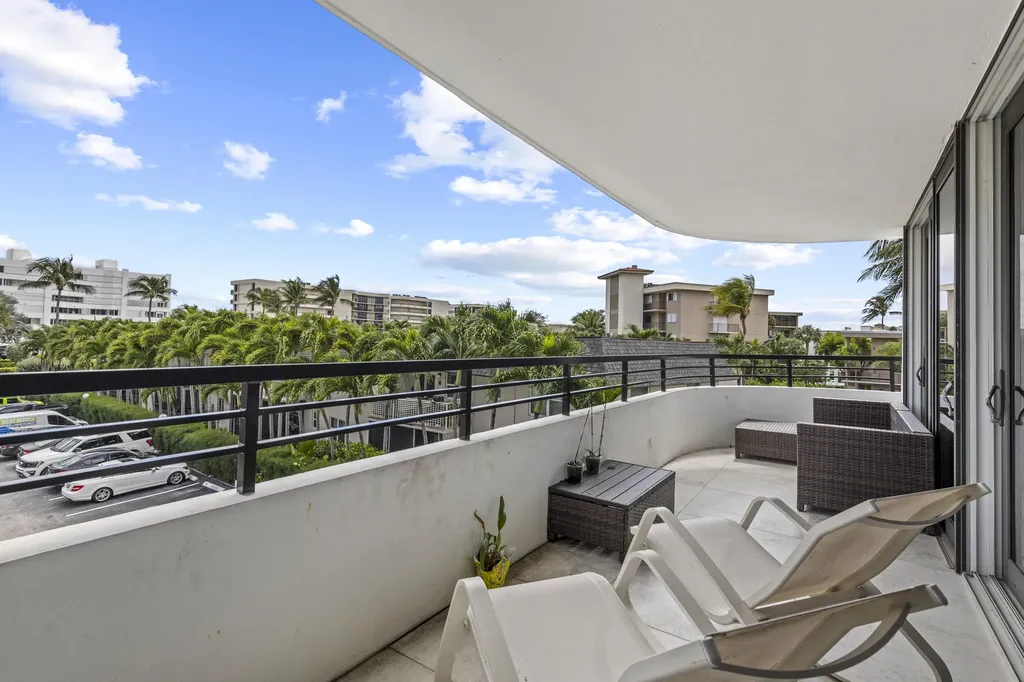 3589 S Ocean Boulevard South Palm Beach FL 33480
