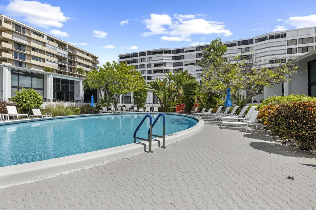 3589 S Ocean Boulevard South Palm Beach FL 33480